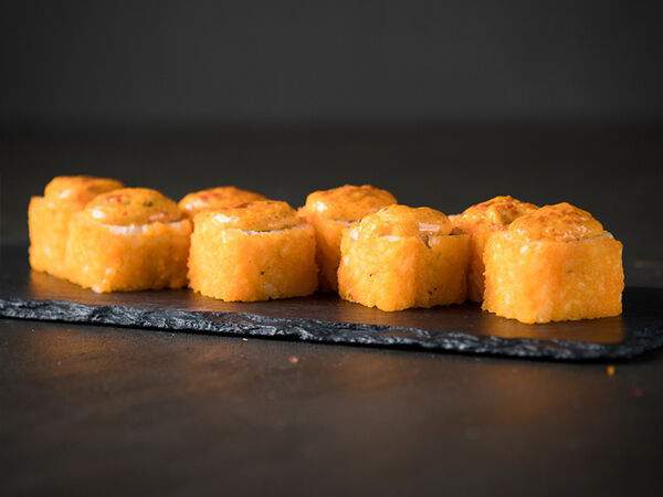 Mesto - Ролл с угрем и лососем