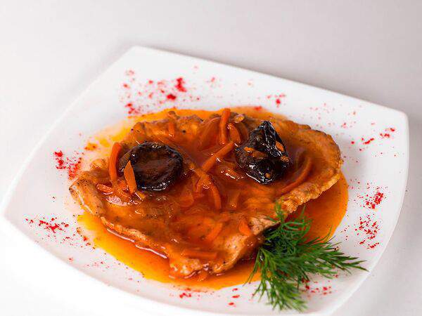 Good обед - Тушеная свинина с черносливом