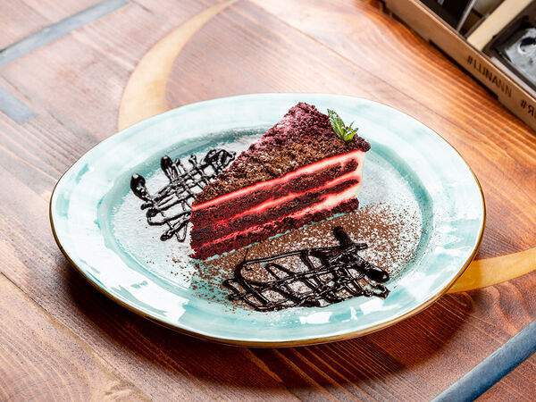 Luna lounge - Десерт Красный бархат