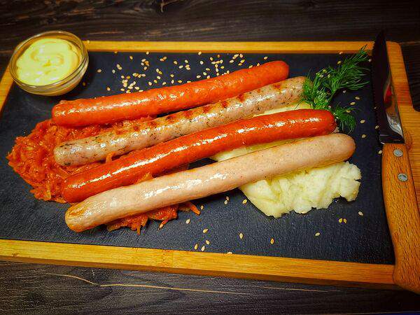 Синий Лось - Братвурст Кватро