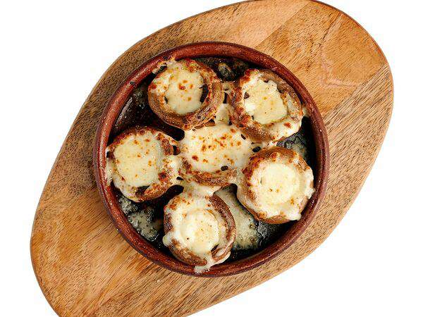 Диван сарай - Шампиньоны, запеченные в кеци