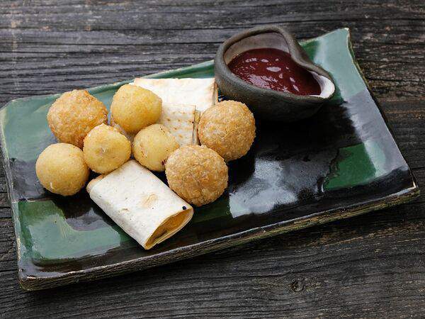 Caravaggio - Жареный сыр Моцарелла