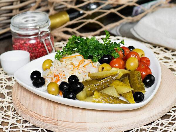 Friends - Ассорти из маринованных овощей