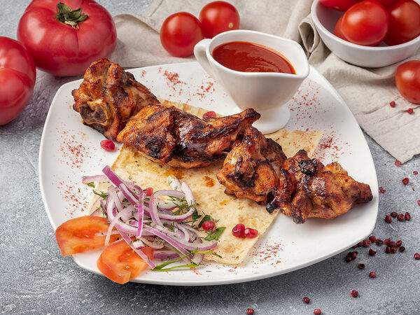 Хинкальная Лазика - Шашлык из куриного бедра