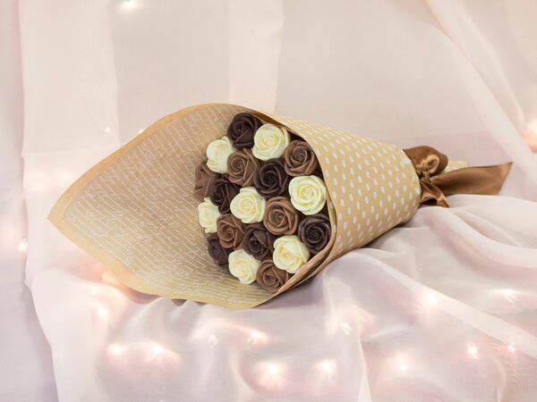 F.Lovers - Ассорти Классика из 19 роз