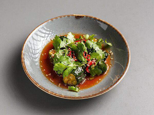 Пиццерия 22 сантиметра - Битые огурцы