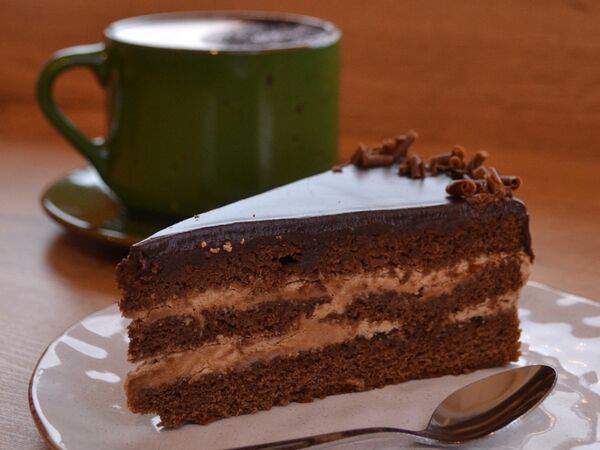 Yummy coffee shop - Торт Прага