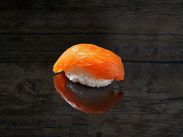 Kinza House - Суши с лососем