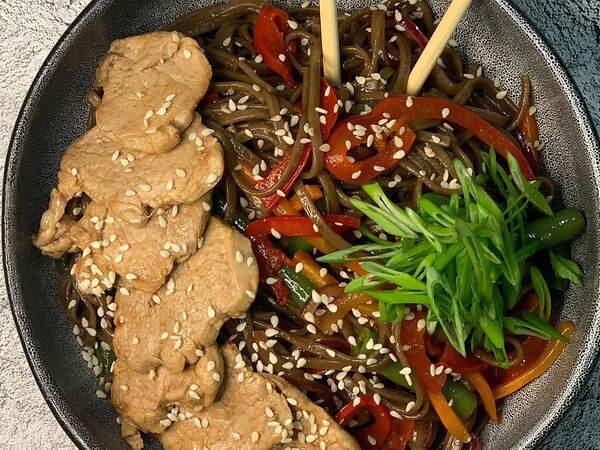 Сушильная - Wok со свининой