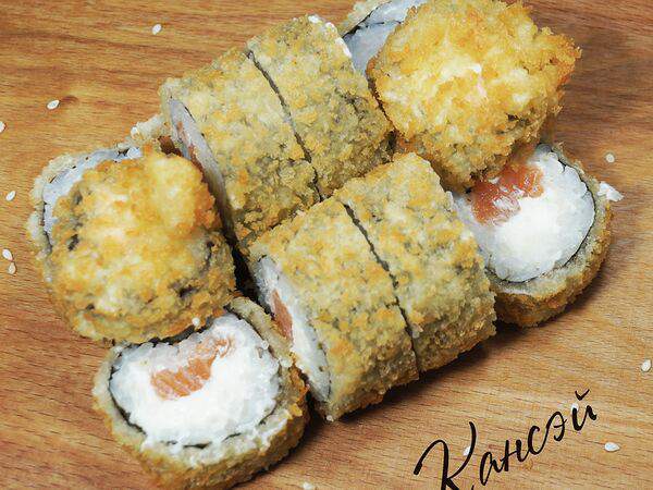 Кансэй - Жареный ролл Сяке темпура