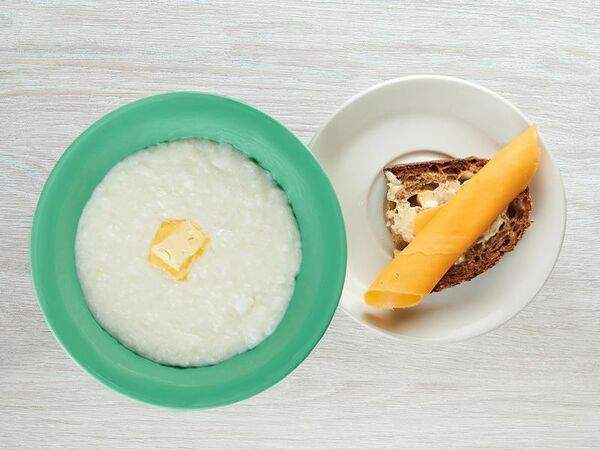 Union Coffee Pizza - Каша рисовая с бутербродом