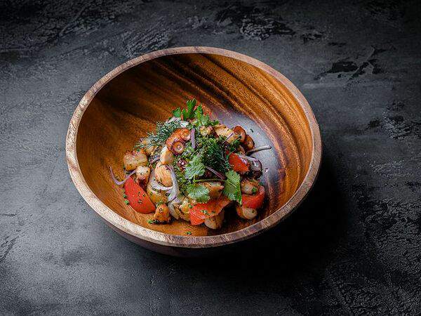 Fish Point - Салат с осьминогом