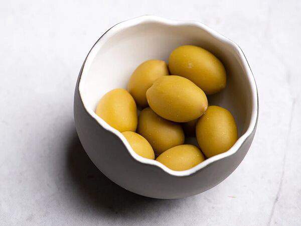 Red wall - Оливки