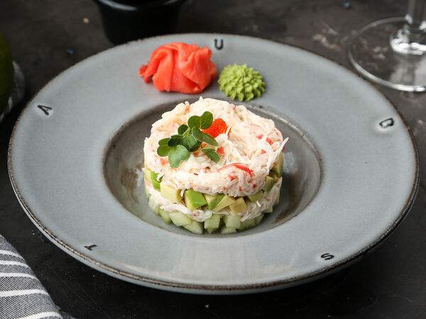 Бургерная №1 - Тартар из снежного краба с авокадо