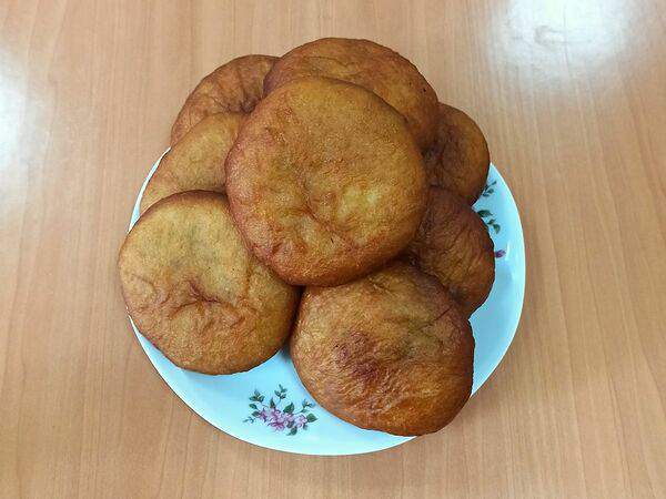 Обеды на Баррикадной - Пирожок с яблоком жаренный