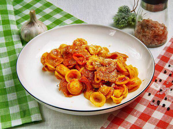 Burrata - Паста Аматричана