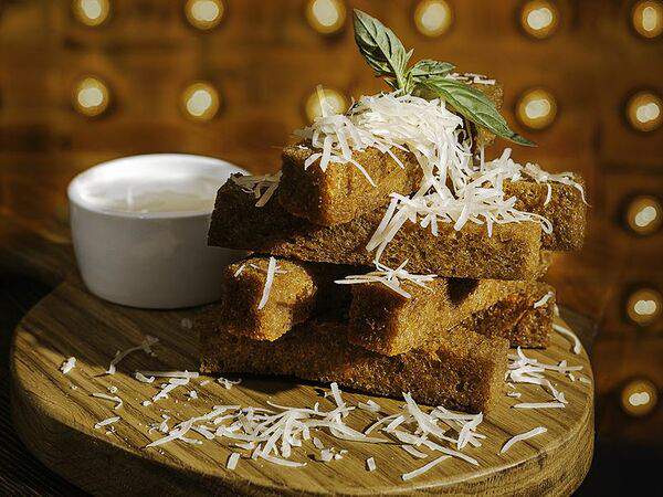 Огонёк - Ржаные гренки с чесночным соусом