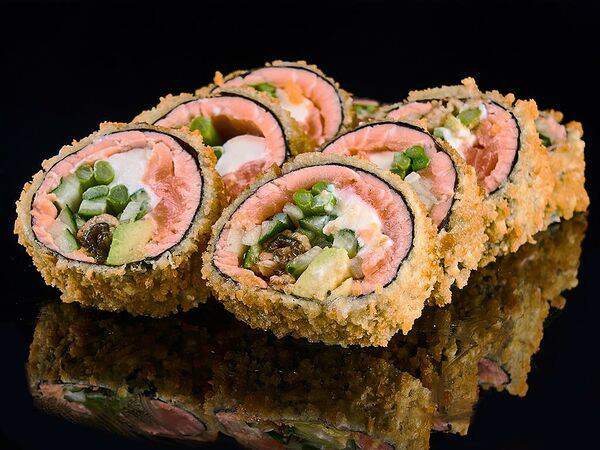 Nishiki - Горячий ролл с лососем без риса