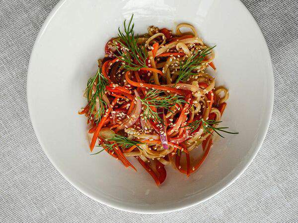 Travelers coffee - Вок с овощами