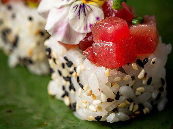 Фиши - Тартар ролл с тунцом Еллоуфин