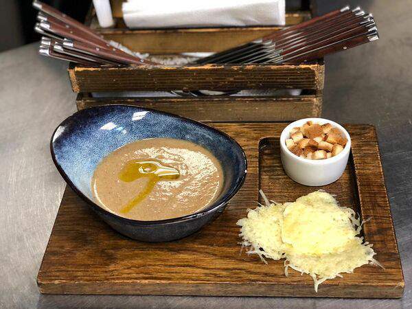 Ресторан 2Avenue - Крем-суп из шампиньонов и белых грибов