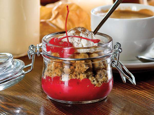 Таверна - Крамбл с взбитыми ягодами