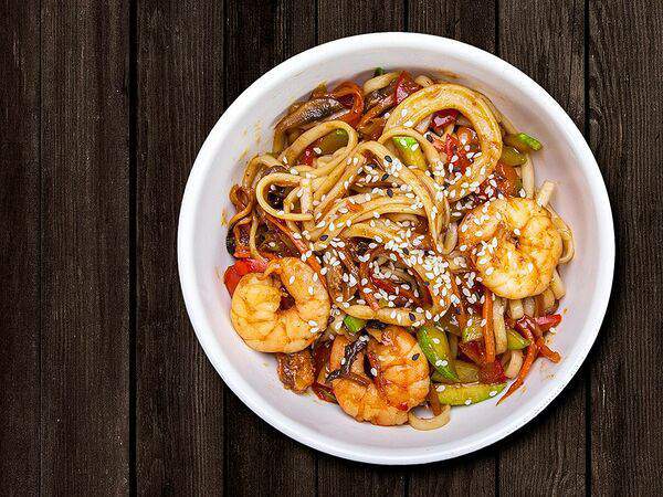 Pho Bo Азия - Удон с морепродуктами