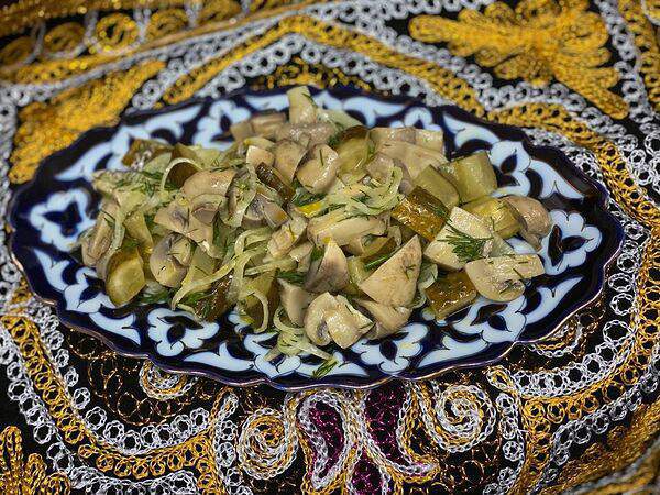 Лагман - Грибочки собственного посолами