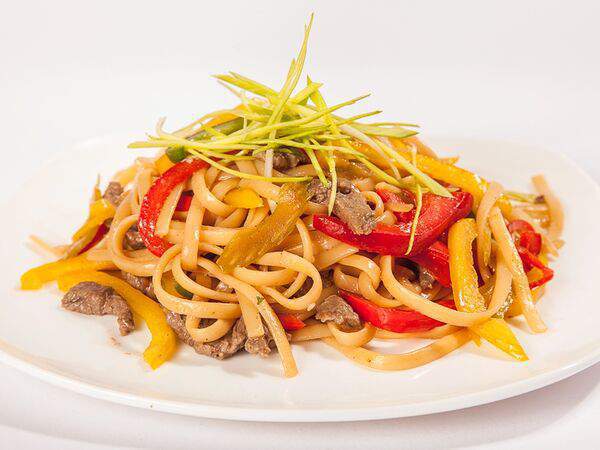 Алые паруса - Удон с говядиной