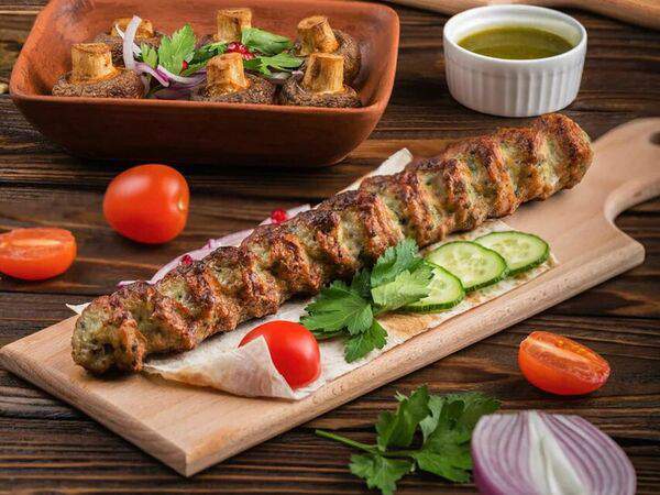 Сулугуни - Люля-кебаб из курицы