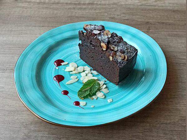 Чашка - Брауни с фундуком