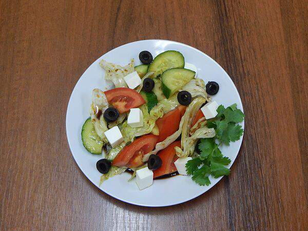 Армянский шашлык - Салат греческий