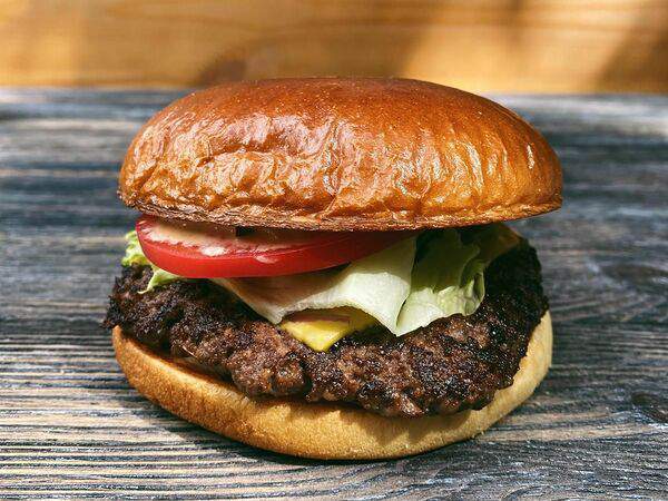 Grill vs Wok By ЧаЩа - Бургер с мраморной котлетой