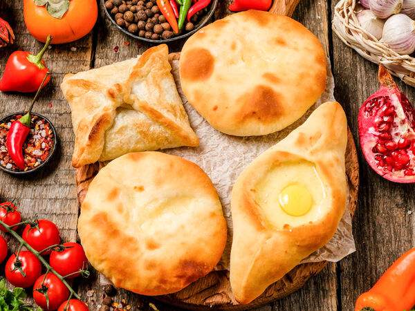 Хачапури и вино - Ассорти мини хачапури