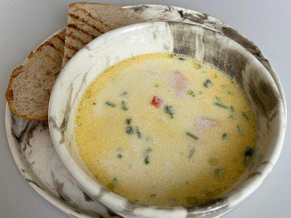 Black Fox - Сливочный суп с лососем и каперсами