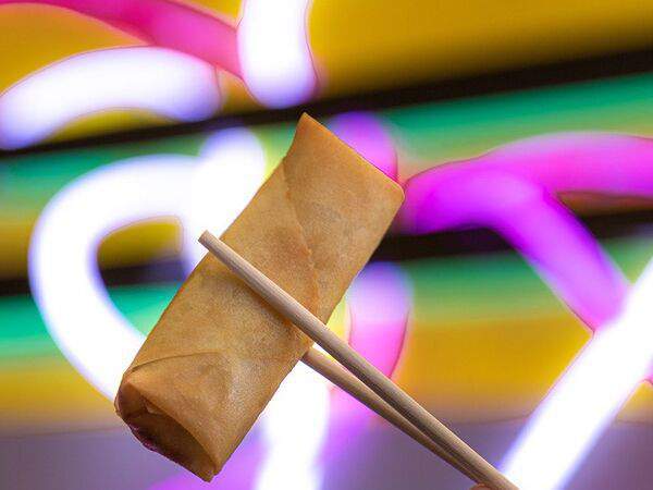 Wo - Спринг-роллы с курицей