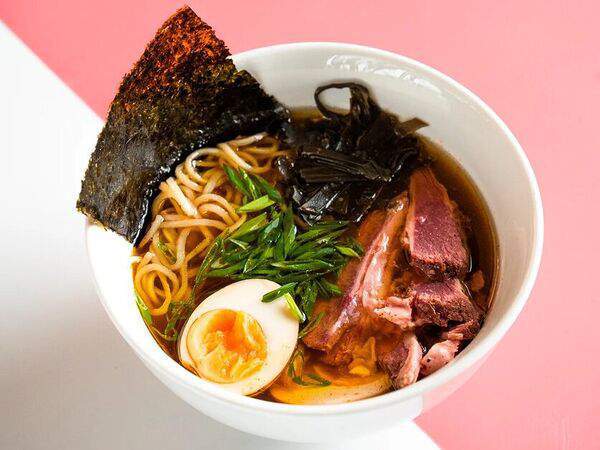 Свет - Суп Рамен с пастрами