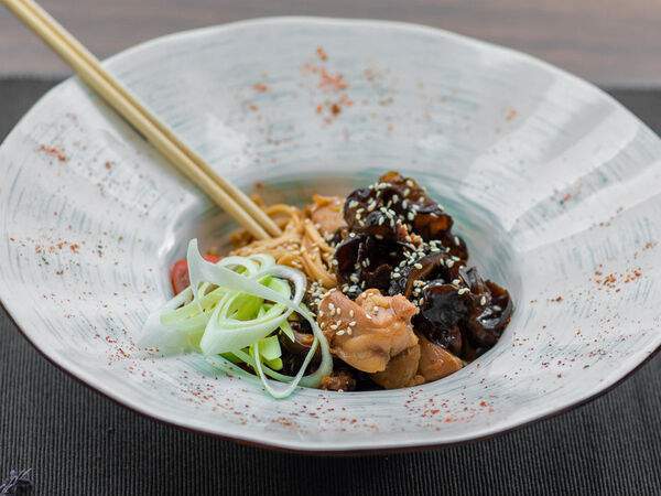Sushi House - Удон с курицей и грибами