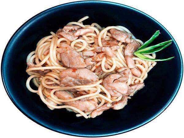 Inari - Удон со свининой в соусе Сладкий чили