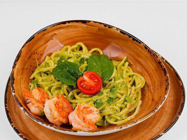 Gusto - Паста с креветками и шпинатом