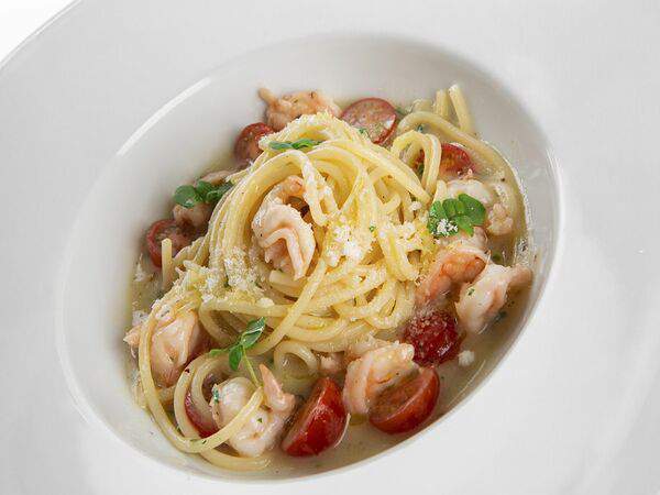 Труффальдино - Спагетти с тигровыми креветками и белым перцем