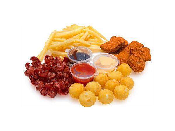 Pho Bo - Ассорти из закусок с тремя видами соуса