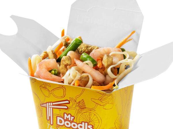 Mr Doodls - Вок с курицей и коктейльными креветками