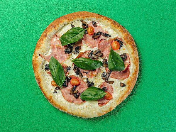 Винзавод - Пицца с ветчиной и грибами