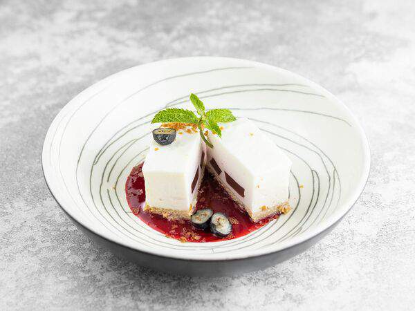 Eat fresh - Кокосовый десерт с малиновым желе