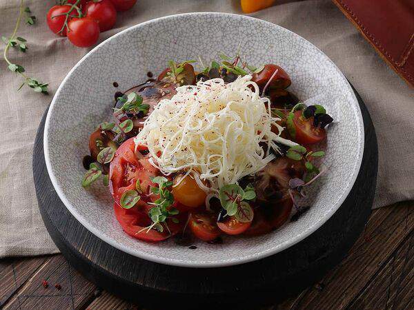 Lamadjo - Салат из разных салатов томатов