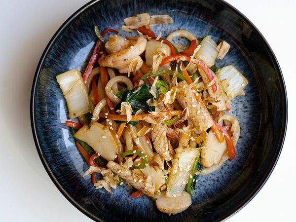 Under the sea - Яки удон с морепродуктами