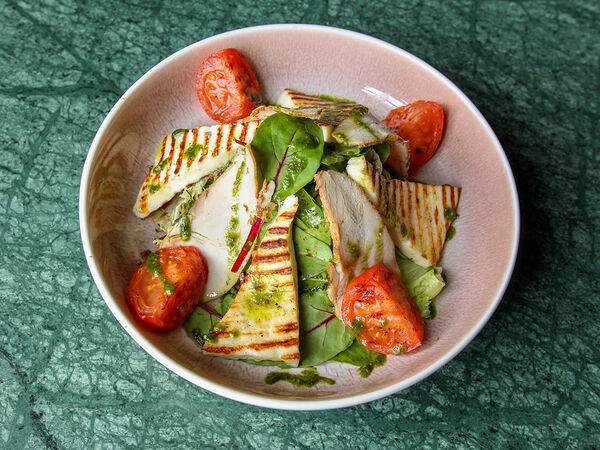 Bon Bon кофейня - Салат с сыром гриль