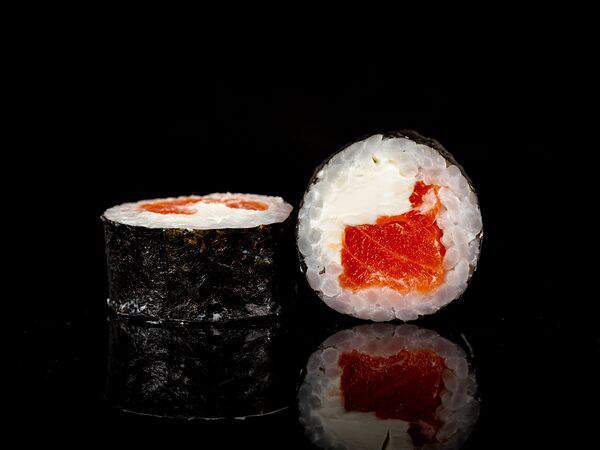 Mr. Ris - Ролл с сыром и лососем