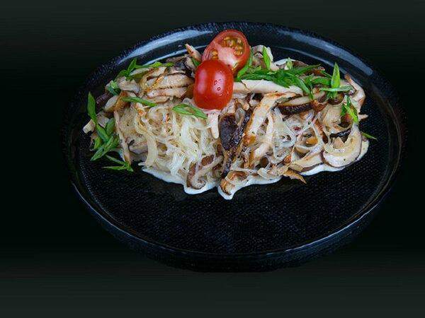 Сушилочка - Фунчоза с курицей в сливочном соусе